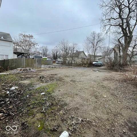 $750 | 1910 Southeastern Avenue, Indianapolis, IN 46201