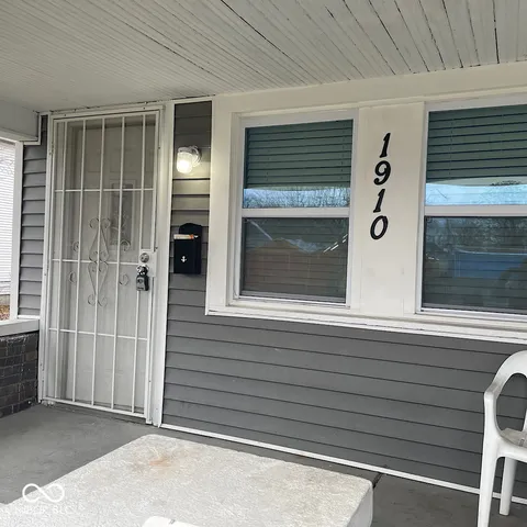 $750 | 1910 Southeastern Avenue, Indianapolis, IN 46201