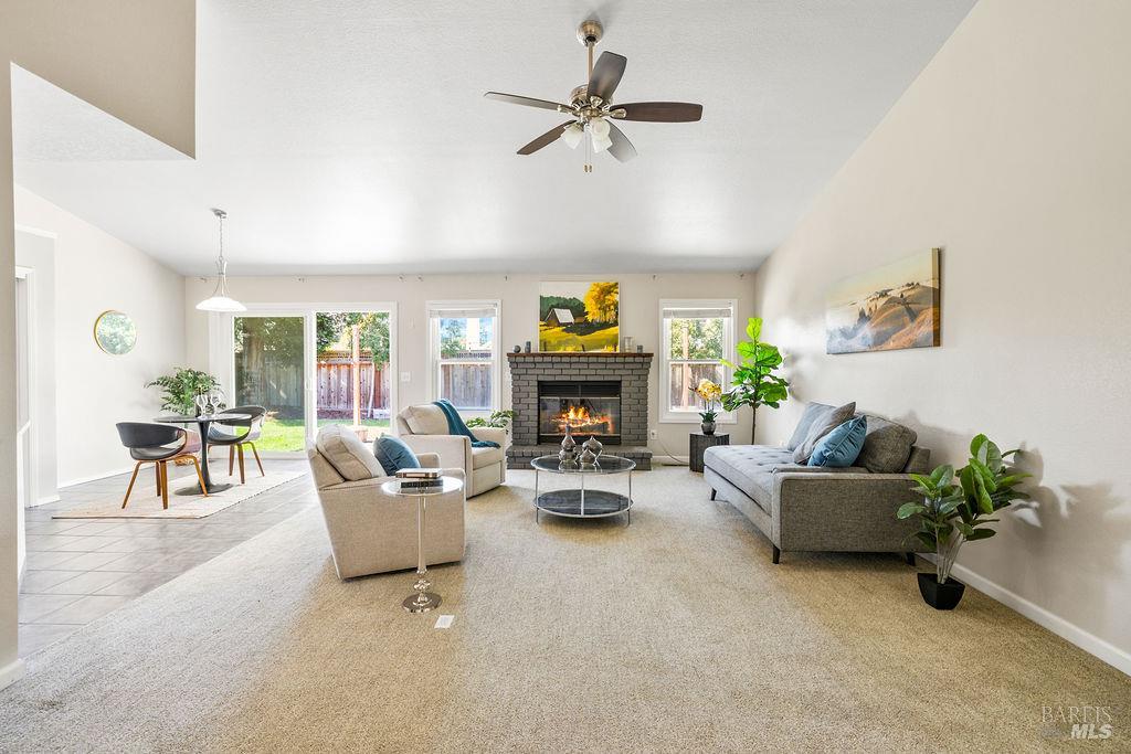5837 Mathilde Drive Windsor, CA 95492 - Photo 11 of 65