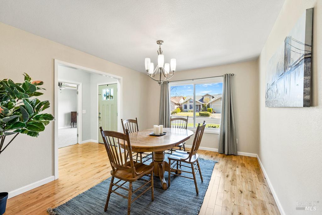 5837 Mathilde Drive Windsor, CA 95492 - Photo 18 of 65