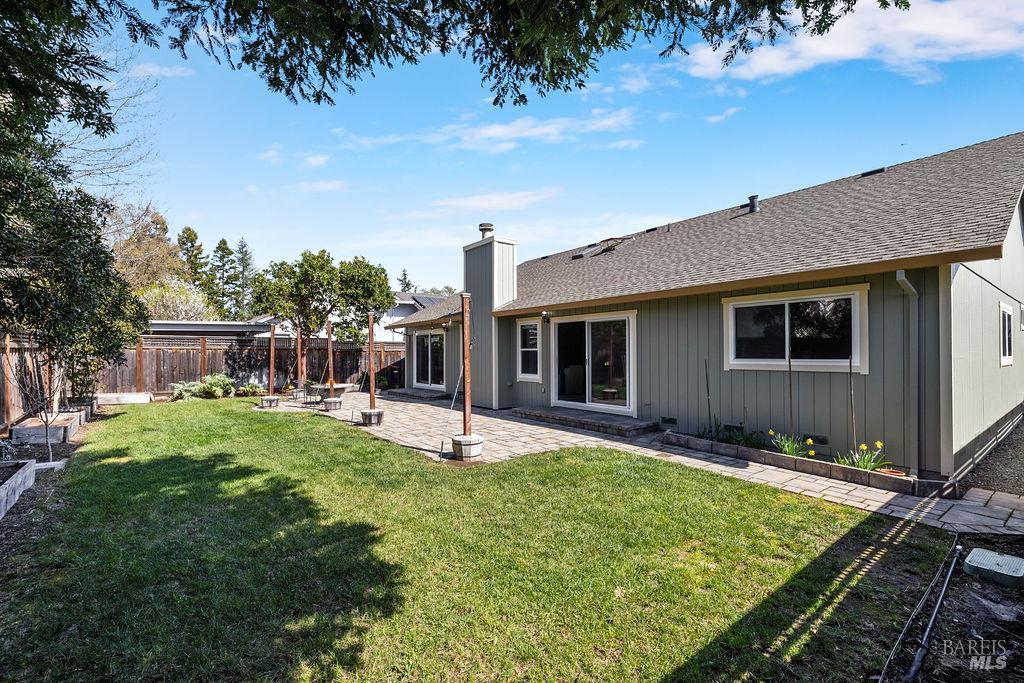 5837 Mathilde Drive Windsor, CA 95492 - Photo 37 of 65