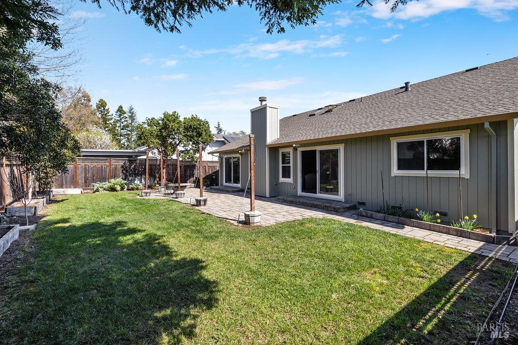 5837 Mathilde Drive Windsor, CA 95492 - Photo 38 of 65