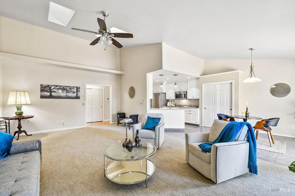5837 Mathilde Drive Windsor, CA 95492 - Photo 7 of 65
