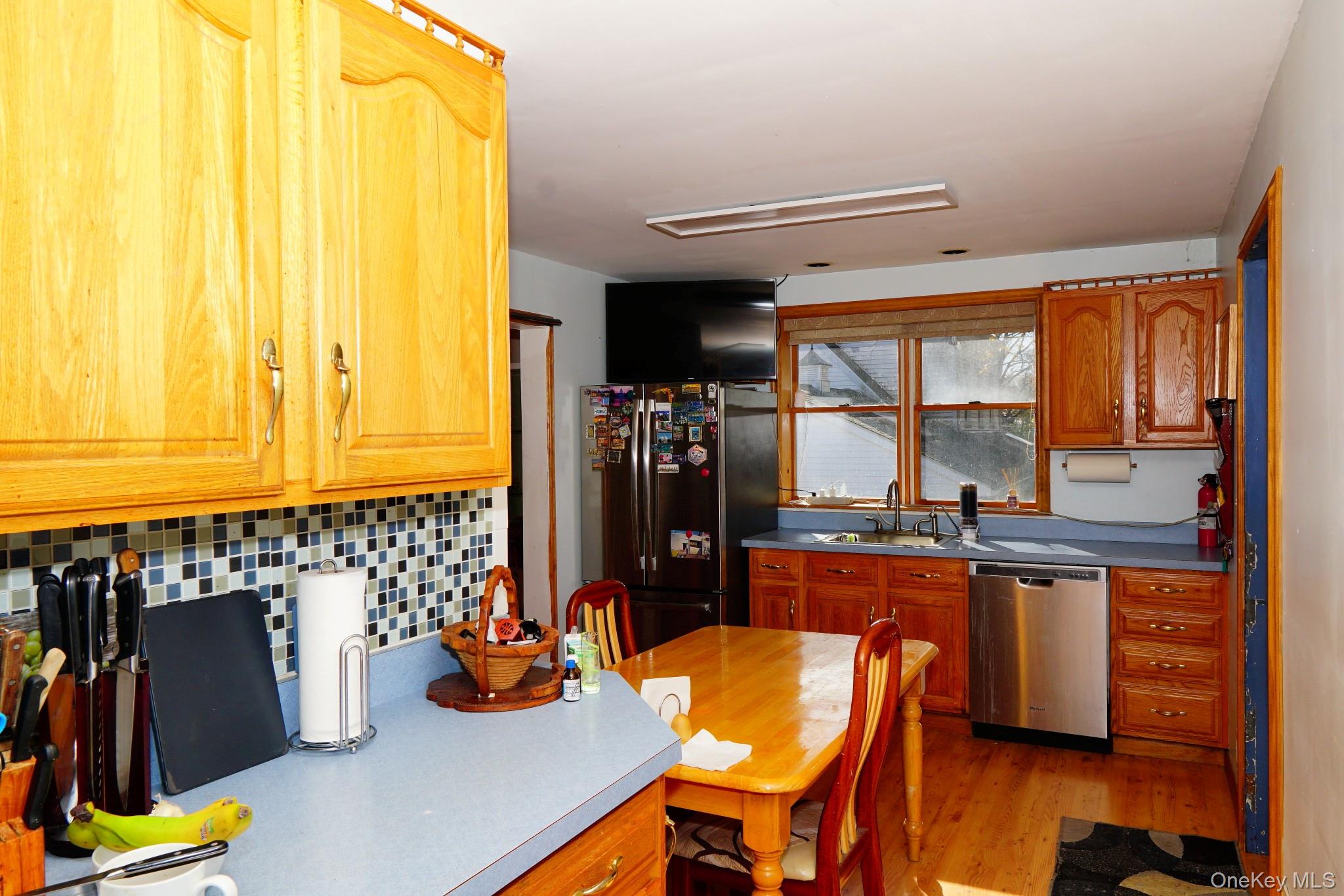 230 Lindenwood Road Staten Island, NY 10308 - Photo 15 of 25