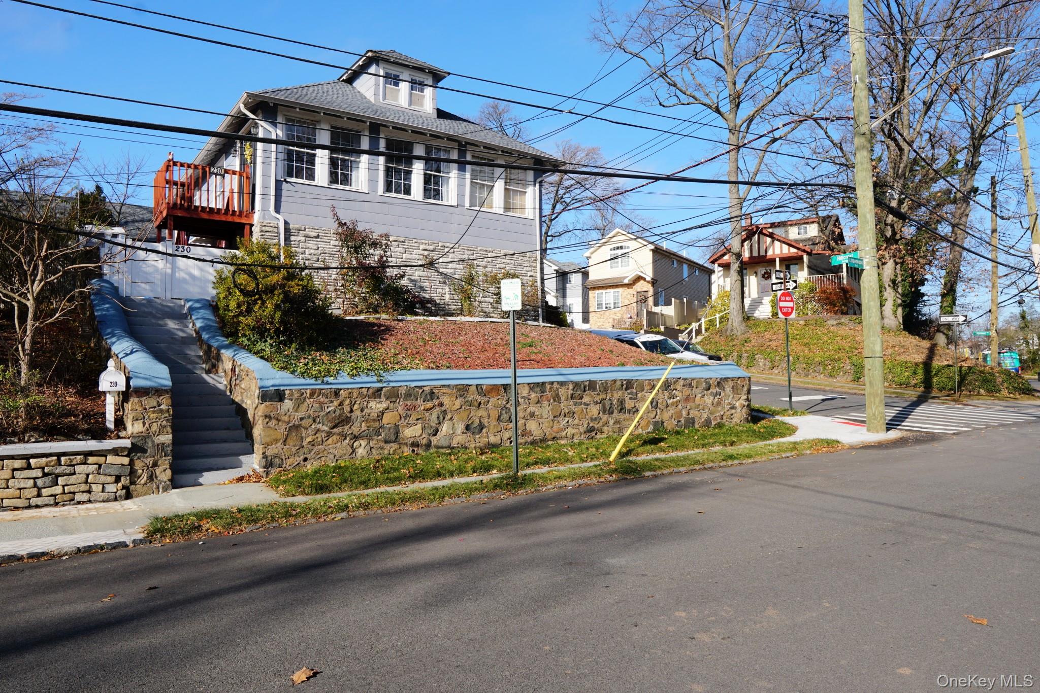 230 Lindenwood Road Staten Island, NY 10308 - Photo 3 of 25