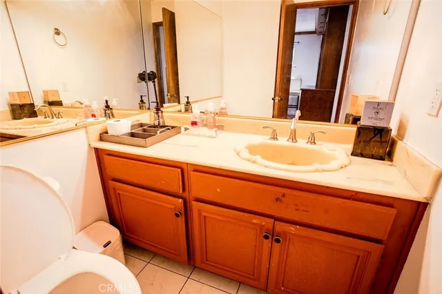 $900,000 | 5327 Wilkinson Avenue, Unit 6, Valley Village, CA 91607