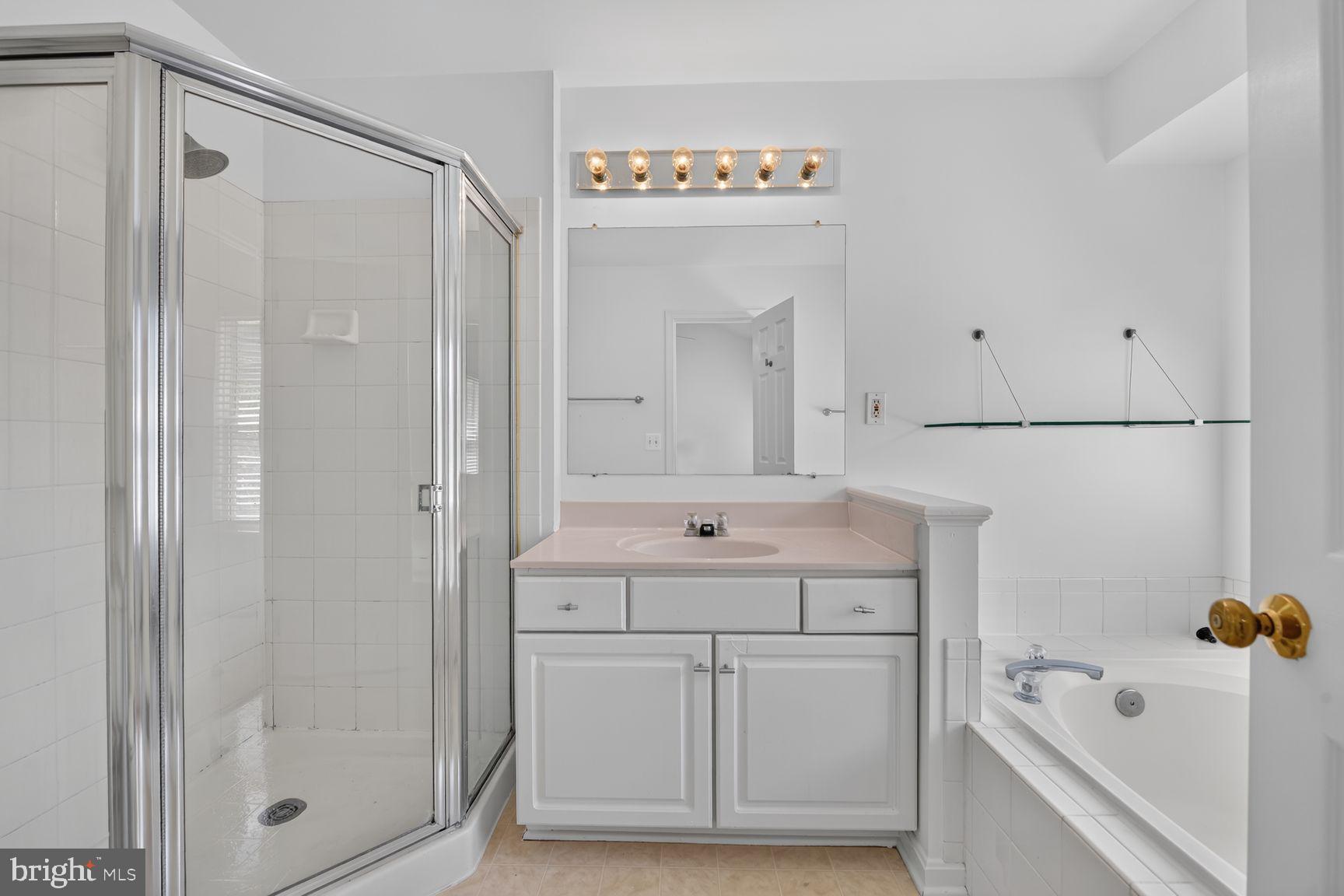 12054 Edgemere Circle Reston, VA 20190 - Photo 20 of 24