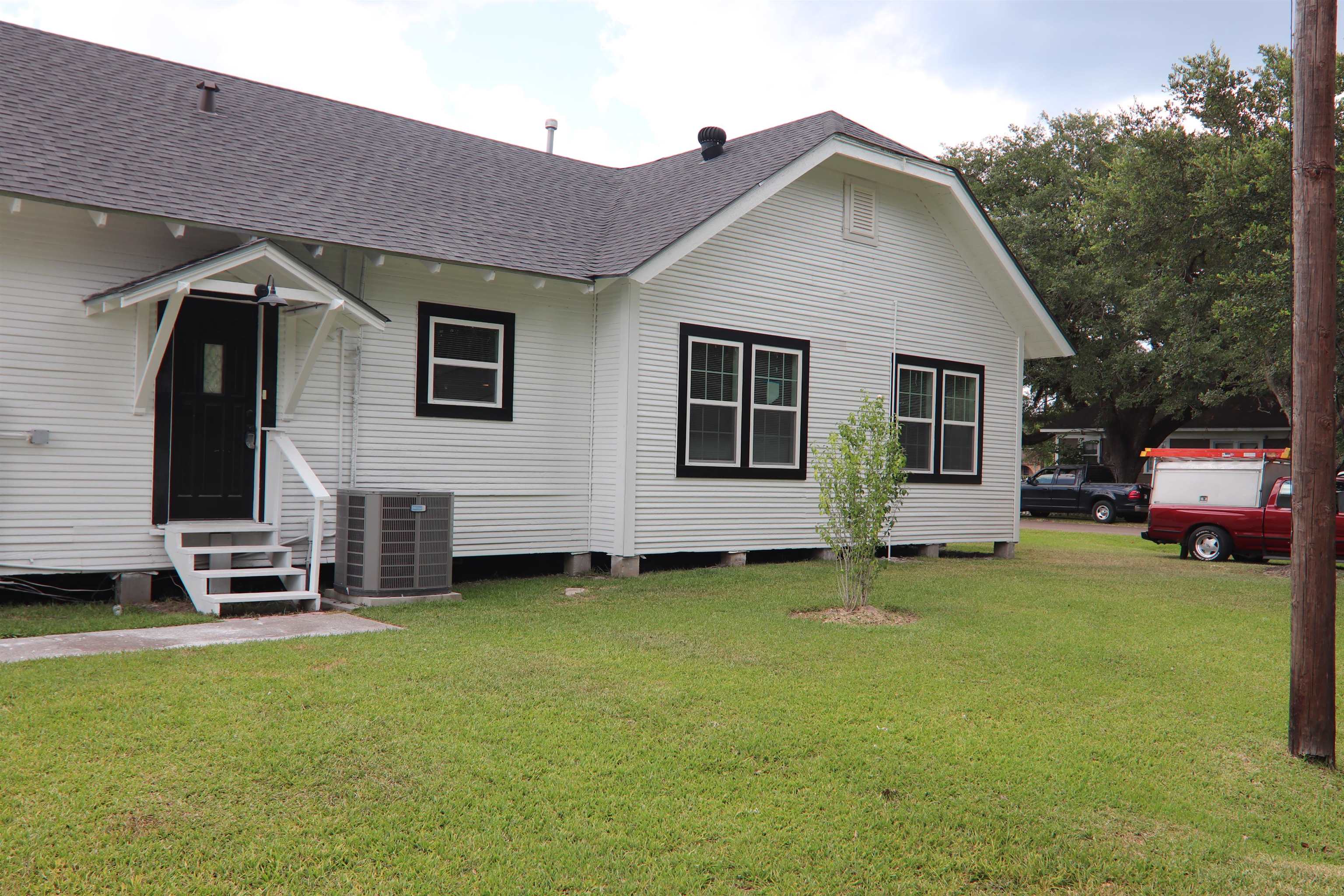 170 South 4th Street Silsbee, TX 77656 - Photo 12 of 26