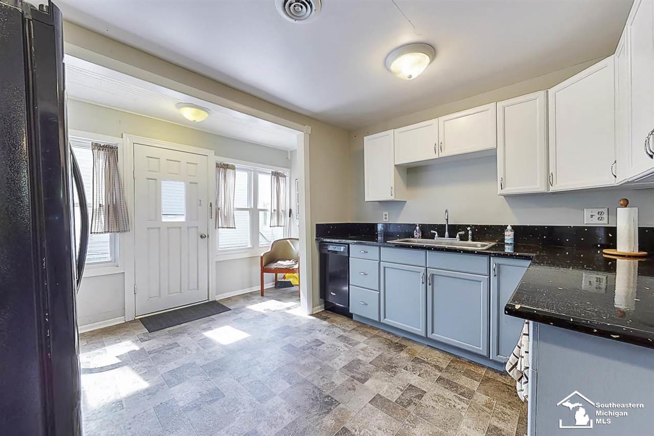 2873 North Custer Road Monroe, MI 48162 - Photo 5 of 40