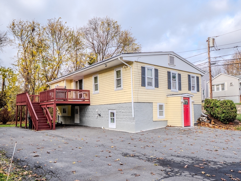 51 Lancaster Road Dedham, MA 02026 - Photo 4 of 41