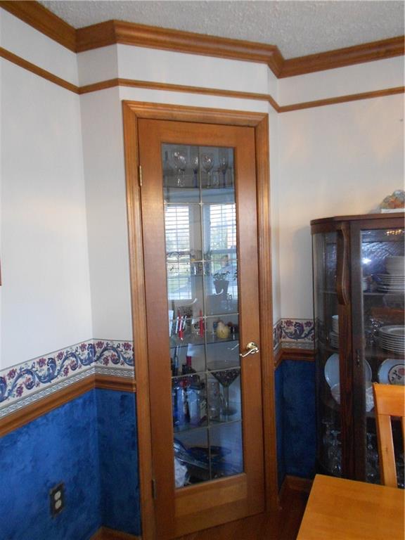 3575 Huntertown Road Allison Park, PA 15101 - Photo 4 of 22 BUILT IN CHINA IN DINING ROOM