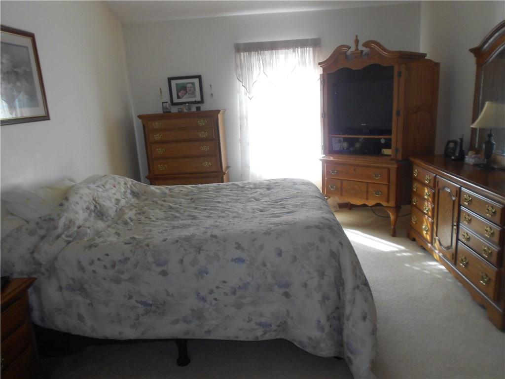 3575 Huntertown Road Allison Park, PA 15101 - Photo 10 of 22 MASTER BEDROOM