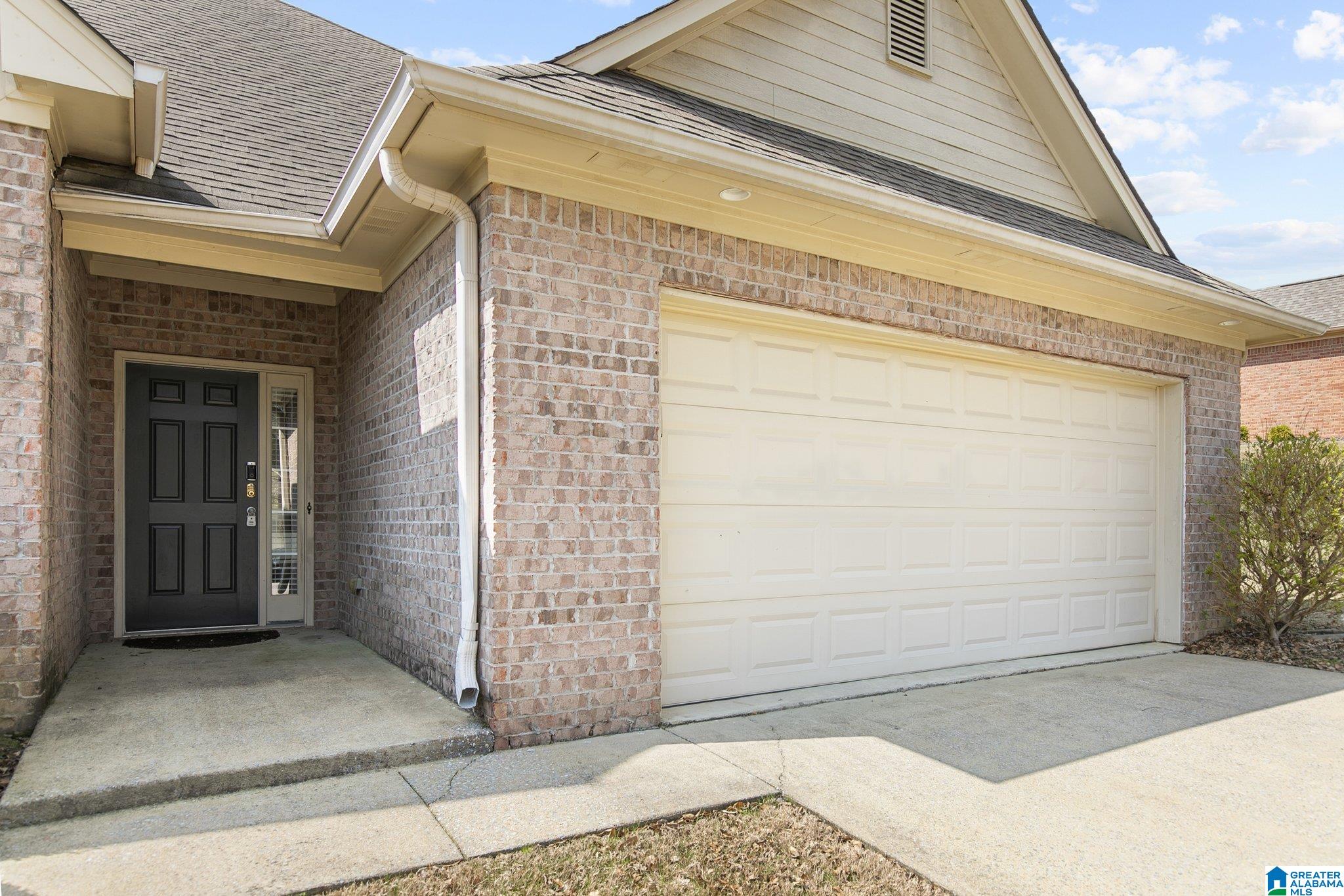 876 Narrows Point Drive Birmingham, AL 35242 - Photo 4 of 29