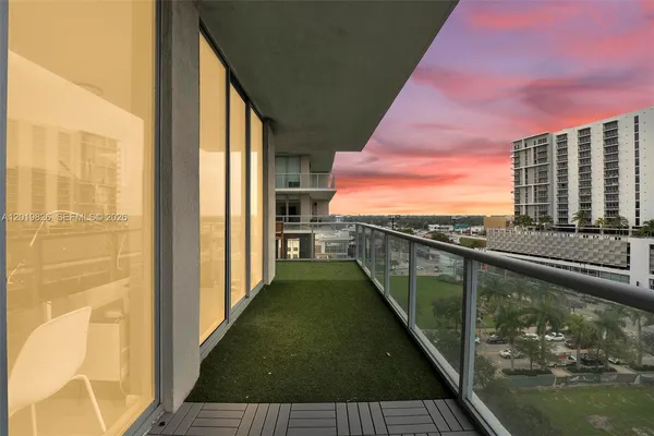 $5,500 | 3470 East Coast Avenue, Unit H0904, Miami, FL 33137