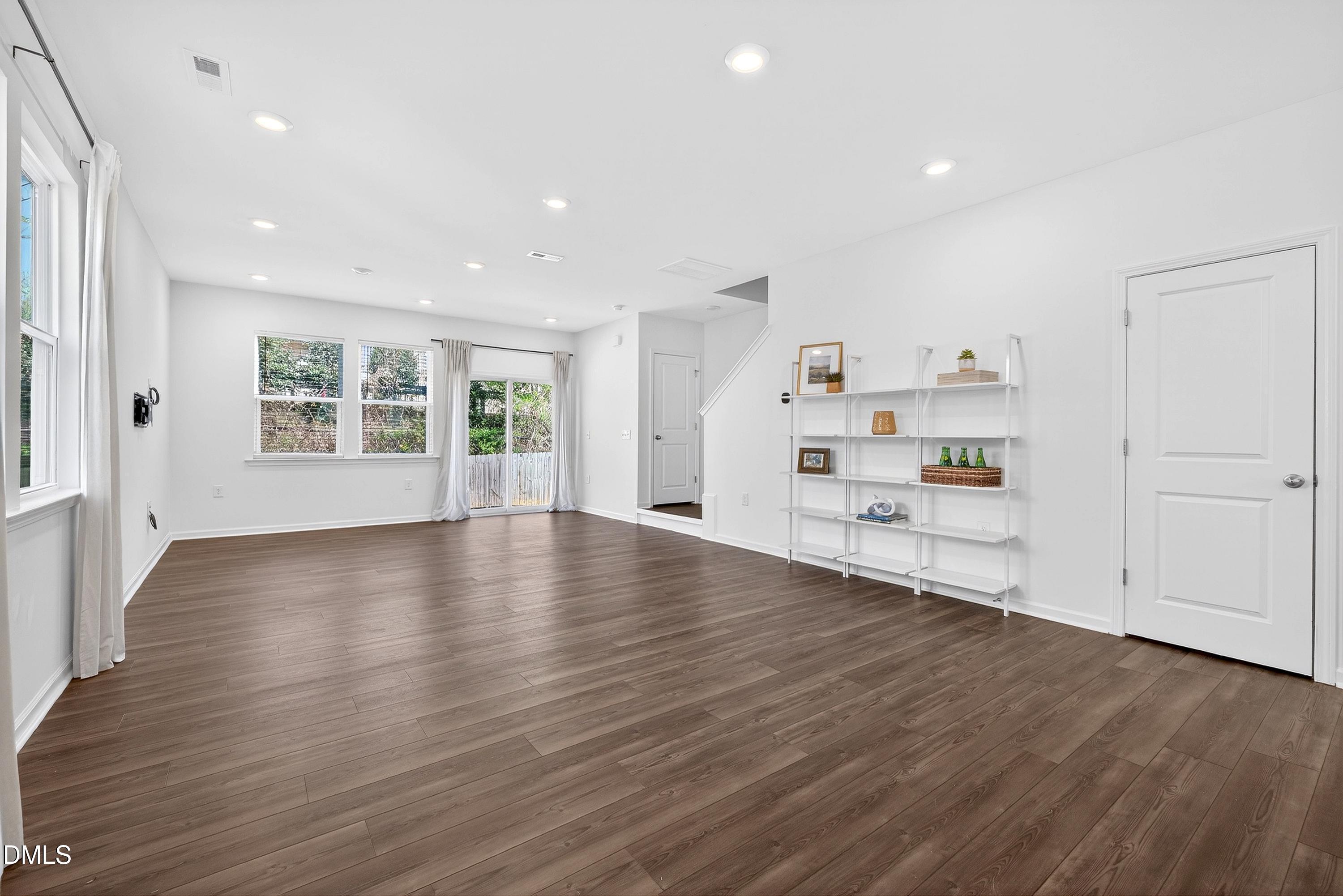 567 Hacksaw Trail Raleigh, NC 27610 - Photo 4 of 39 Gallery Image 4