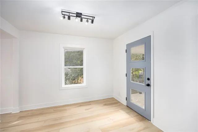 $210,000 | 5111 Kimball Avenue, Kansas City, KS 66104