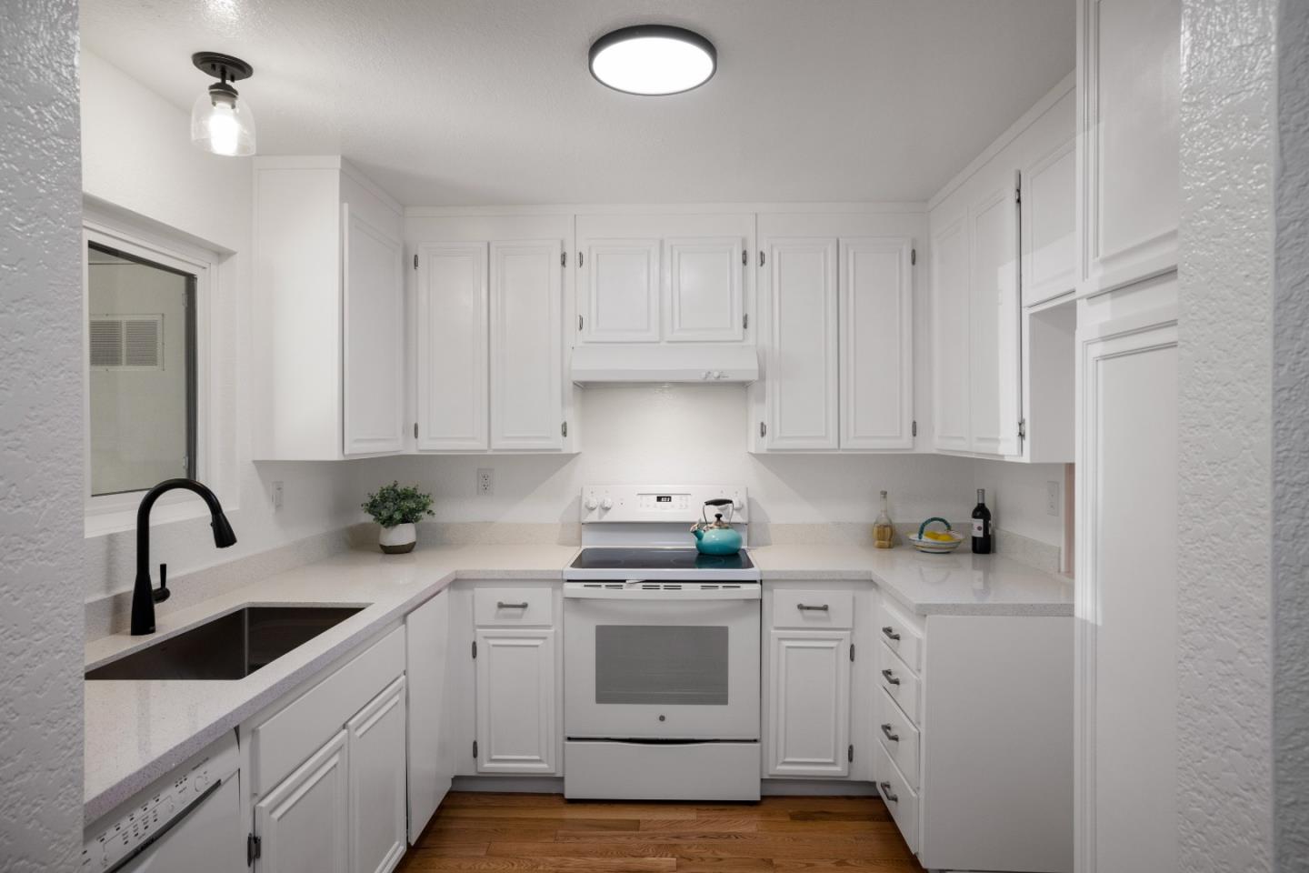250 Forest Ridge Road, Unit 51 Monterey, CA 93940 - Photo 13 of 33 Gallery Image 13