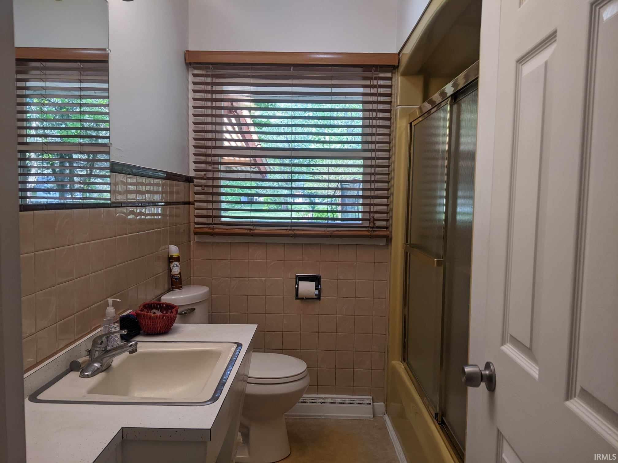 913 North Greene Road Goshen, IN 46526 - Photo 8 of 16