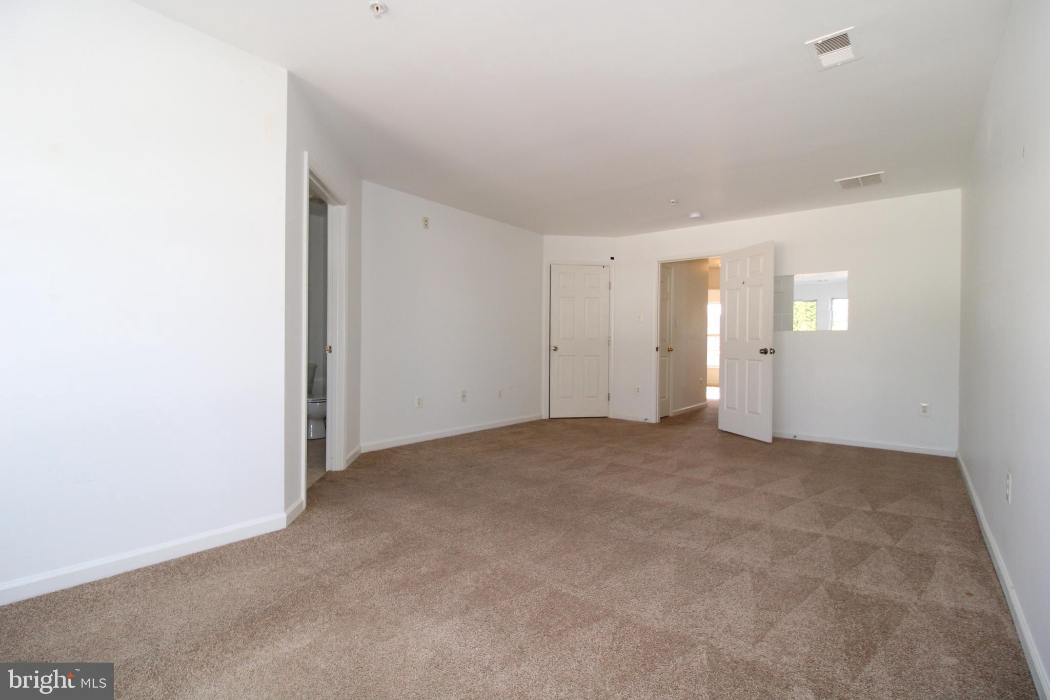 17628 Basalt Way Hagerstown, MD 21740 - Photo 15 of 20 a view of an empty room