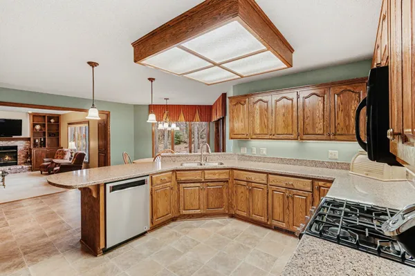 $550,000 | 3118 139th Avenue Northwest, Andover, MN 55304