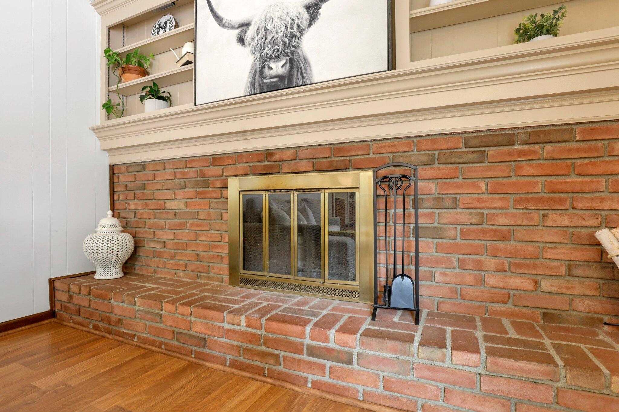 188 Landover Road Columbus, OH 43230 - Photo 26 of 65 Wood burning Fireplace