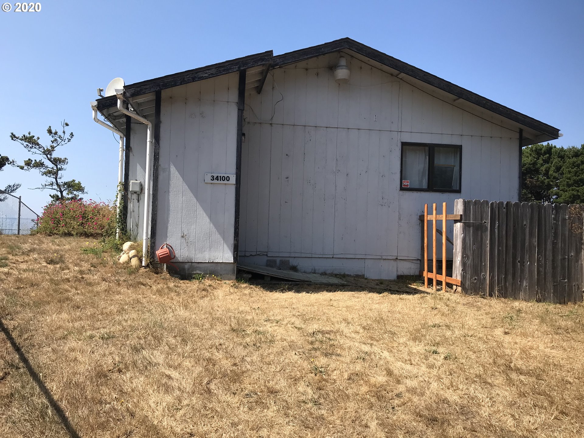 34100 Ophir Road Gold Beach, OR 97444 - Photo 2 of 23 Gallery Image 2