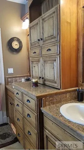 $650,000 | 5050 East Tildy Circle, Ammon, ID 83401