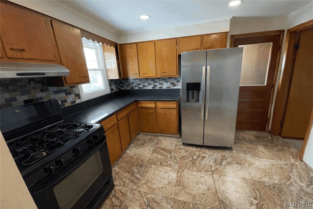 87 Brayton Street Buffalo, NY 14213 - Photo 2 of 14