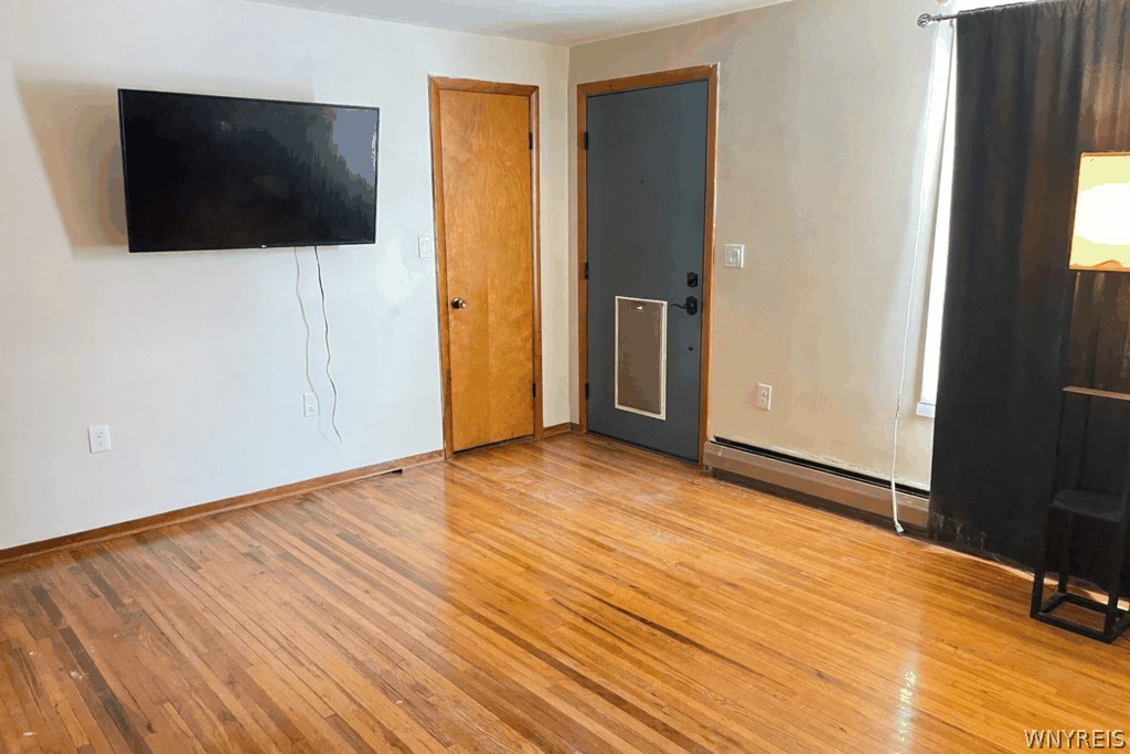 87 Brayton Street Buffalo, NY 14213 - Photo 3 of 14