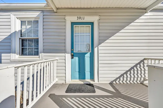 $1,349 | 3911 Michigan Avenue Northwest, Roanoke, VA 24017