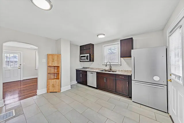 $1,349 | 3911 Michigan Avenue Northwest, Roanoke, VA 24017