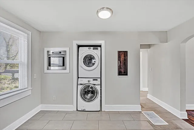 $1,349 | 3911 Michigan Avenue Northwest, Roanoke, VA 24017