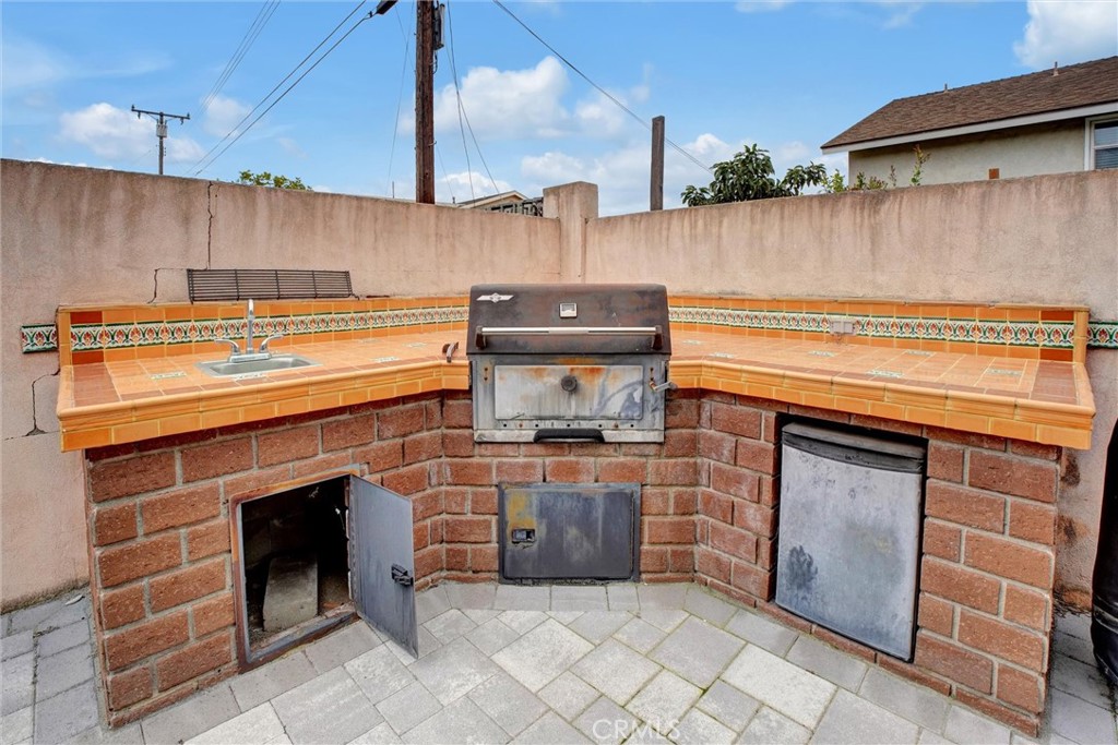 17230 Bonham Avenue Carson, CA 90746 - Photo 20 of 25
