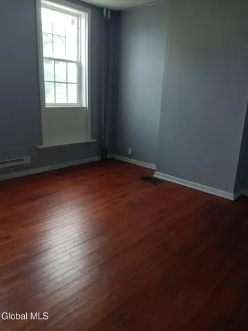 $1,350 | 1150 Broadway, Unit 1, Albany, NY 12204