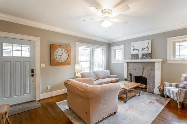 $2,800 | 609 Tremont Street, Chattanooga, TN 37405