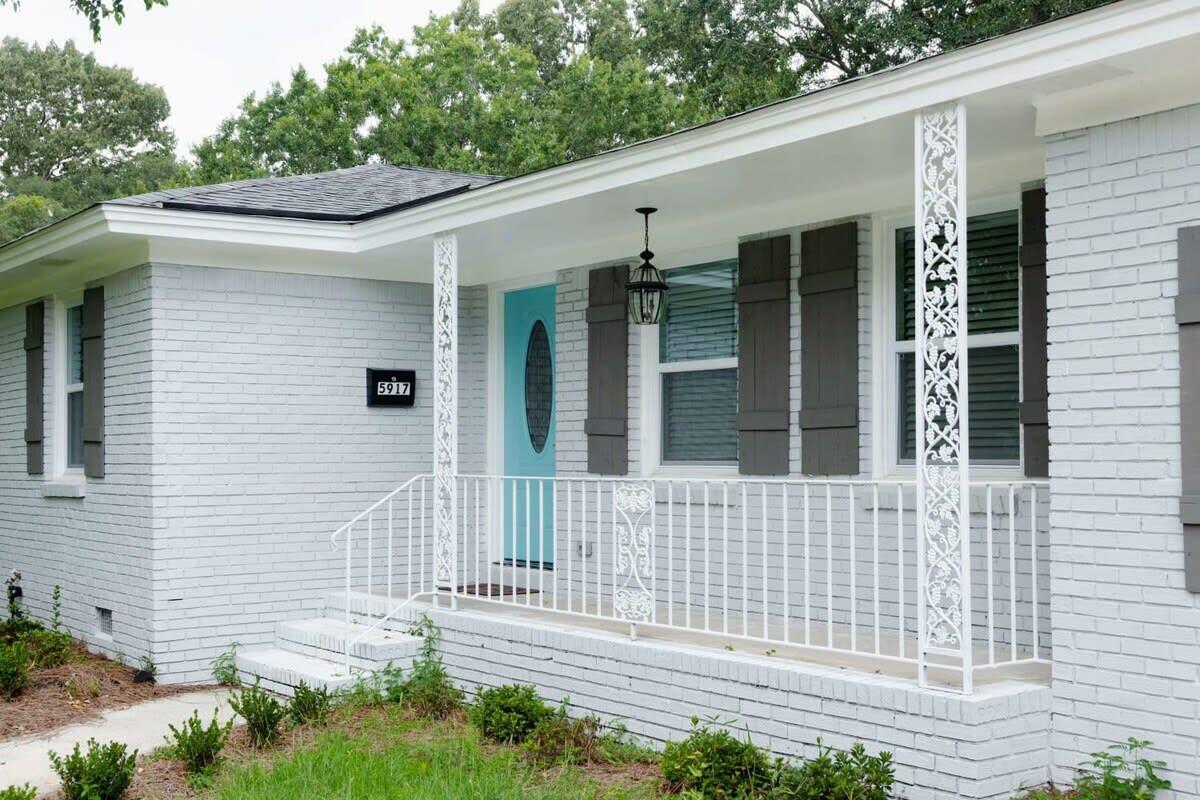 5917 Hagood Avenue Hanahan, SC 29410 - Photo 2 of 52 Entry