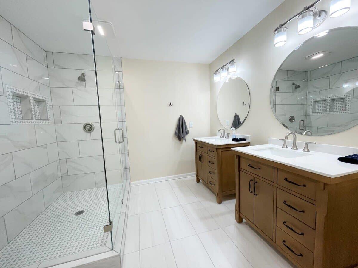 5917 Hagood Avenue Hanahan, SC 29410 - Photo 30 of 52 Ensuite Bathroom