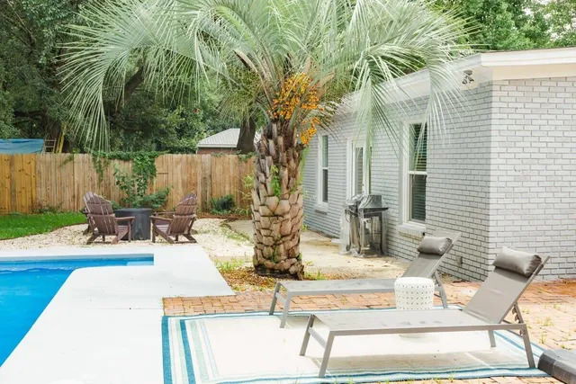 $614,000 | 5917 Hagood Avenue, Hanahan, SC 29410