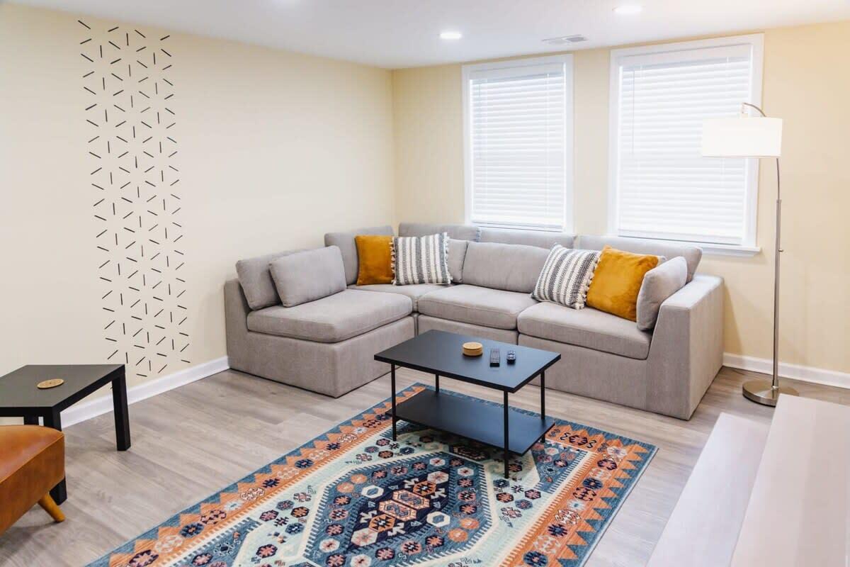 5917 Hagood Avenue Hanahan, SC 29410 - Photo 9 of 52 Living Space