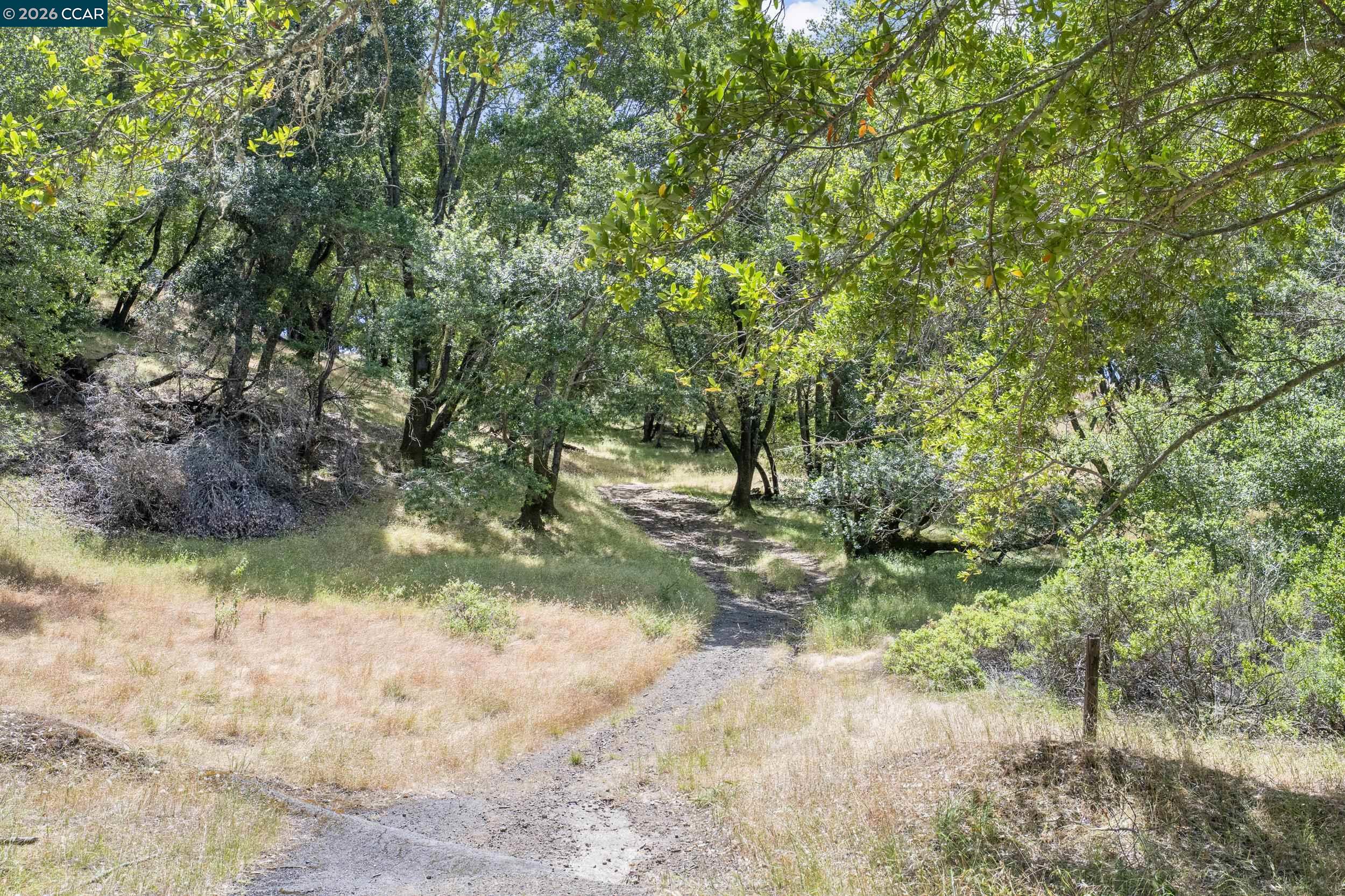 28 Curlew Way Novato, CA 94949 - Photo 37 of 42