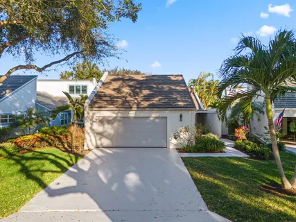 $1,195,000 | 17012 Traverse Circle, Jupiter, FL 33477