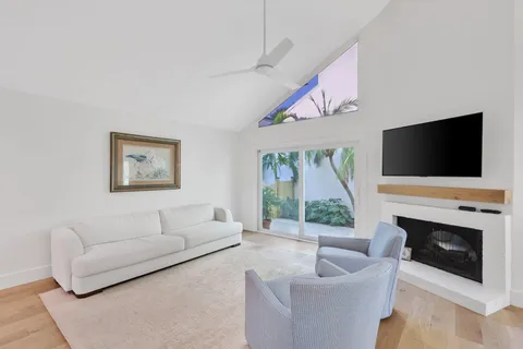 $1,195,000 | 17012 Traverse Circle, Jupiter, FL 33477