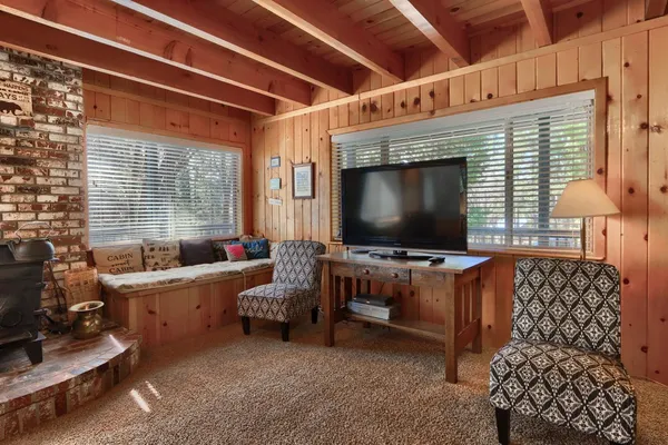$1,899,000 | 2701 Spelt Road, Yosemite National Park, CA 95389