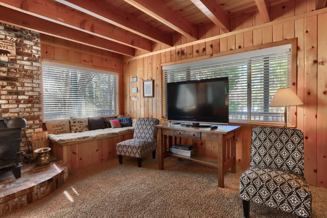 2701 Spelt Road Yosemite National Park, CA 95389 - Photo 12 of 68