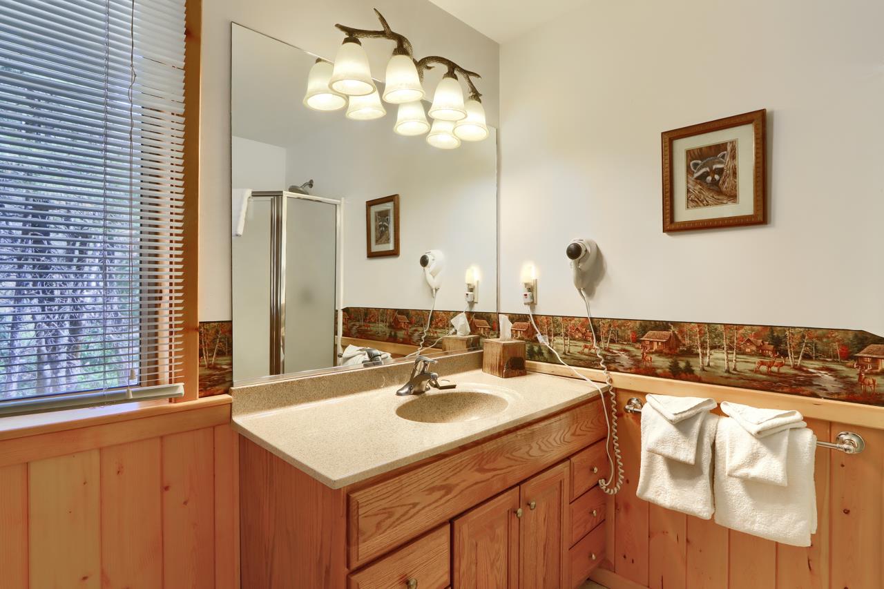 2701 Spelt Road Yosemite National Park, CA 95389 - Photo 26 of 68