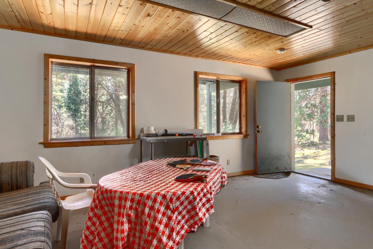 2701 Spelt Road Yosemite National Park, CA 95389 - Photo 38 of 68