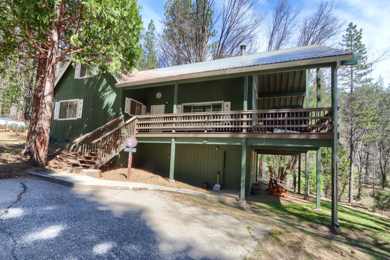 2701 Spelt Road Yosemite National Park, CA 95389 - Photo 4 of 68