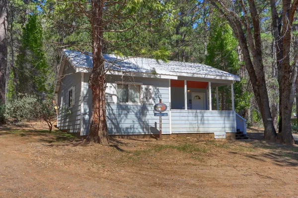 $1,899,000 | 2701 Spelt Road, Yosemite National Park, CA 95389