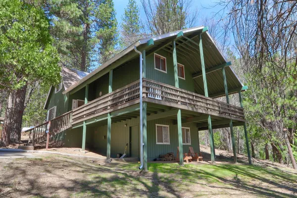 $1,899,000 | 2701 Spelt Road, Yosemite National Park, CA 95389
