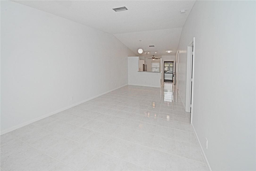 8960 Meadowlark Way, Unit C Boca Raton, FL 33496 - Photo 8 of 26 Photo 8